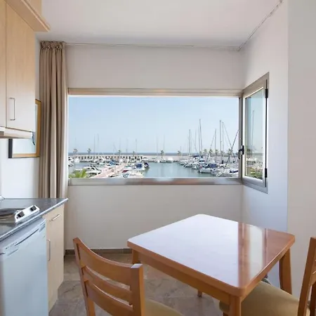 Port Отель 4*