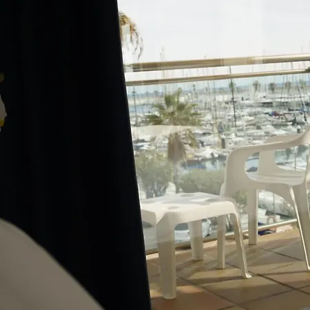 Szálloda Port 4*