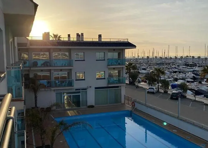Port מלון 4*