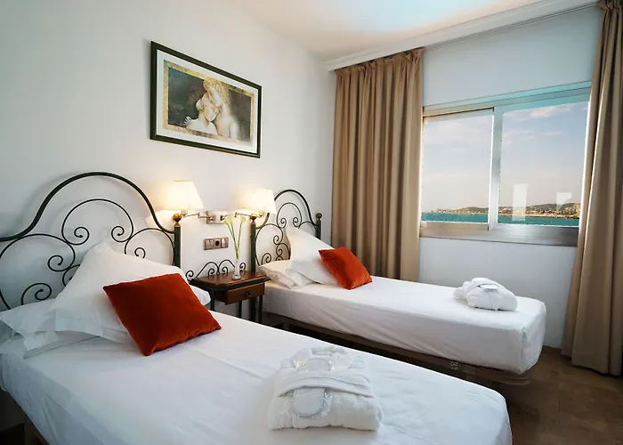 Port Hotel
