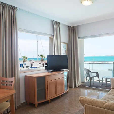 Port Hotel